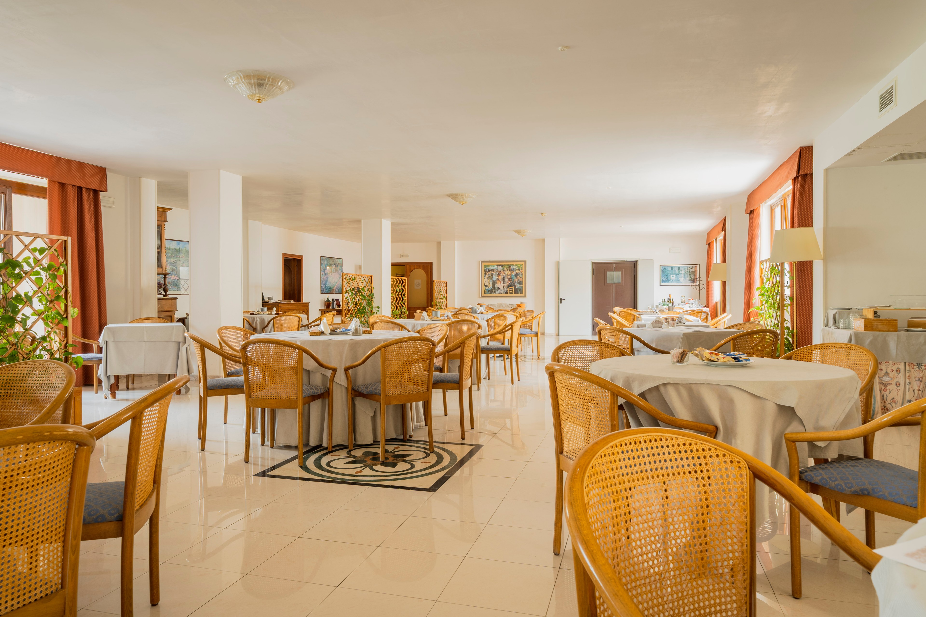Sala ristorante di Hotel Villa Rosa